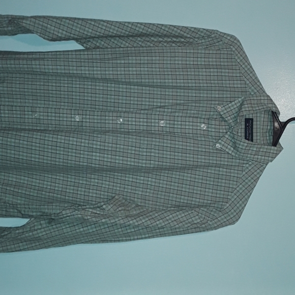 Roundtree & Yorke Plaid button up - Picture 1 of 4
